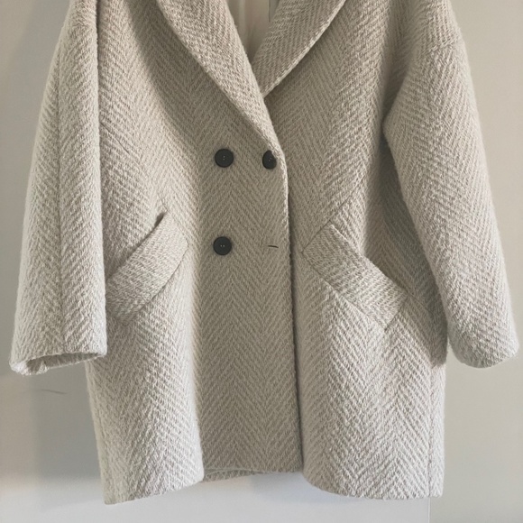 coat - Picture 2 of 5